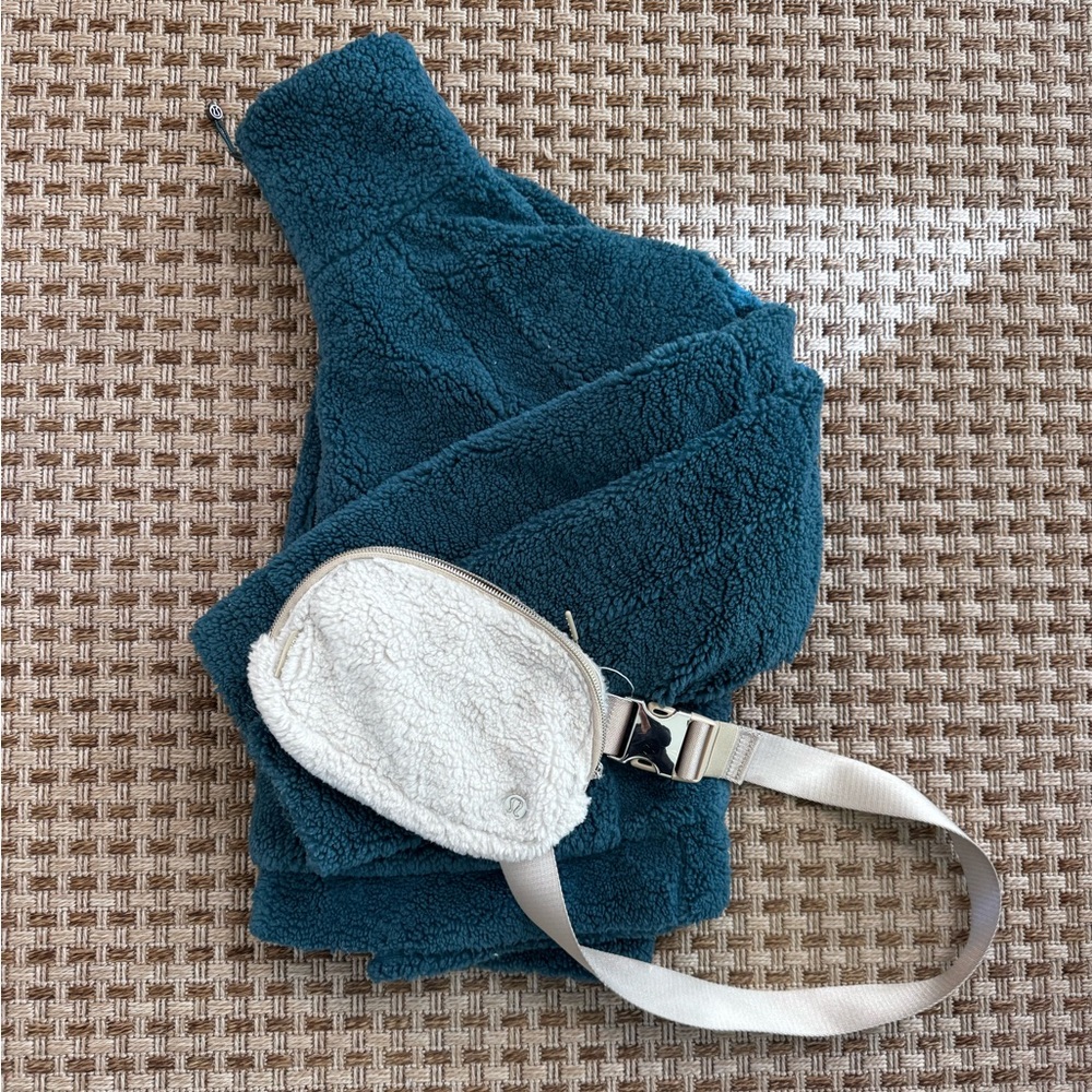 EUC Lululemon textured fleece lot